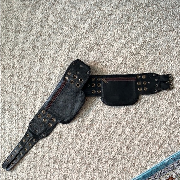 Hip Fanny Pack Leather - Picture 10 of 10